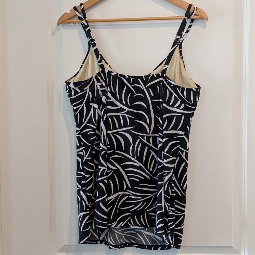 Miraclesuit Tankini Top Women's 16 Underwire Swim Top Hard to be Leaf Malibu - Picture 4 of 11